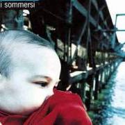 Der musikalische text APRI LE TUE PORTE von LITFIBA ist auch in dem Album vorhanden Mondi sommersi (1997)