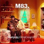 Der musikalische text US AND THE REST von M83 ist auch in dem Album vorhanden Fantasy (2023)