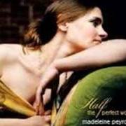 Der musikalische text I'M ALL RIGHT von MADELEINE PEYROUX ist auch in dem Album vorhanden Half the perfect world (2006)