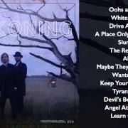 Der musikalische text MAYBE THEY'RE ON TO US von NEEDTOBREATHE ist auch in dem Album vorhanden The reckoning (2011)