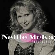 Der musikalische text THE BEST THINGS IN LIFE ARE FREE von NELLIE MCKAY ist auch in dem Album vorhanden Bagatelles (2019)