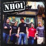 Der musikalische text PALE von NEVER HEARD OF IT ist auch in dem Album vorhanden Nhoi (2007)