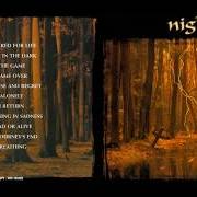 Der musikalische text DROWNING IN SADNESS von NIGHTINGALE ist auch in dem Album vorhanden I (2000)