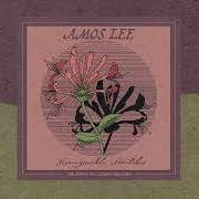 Der musikalische text LITTLE ANGEL LITTLE BROTHER von AMOS LEE ist auch in dem Album vorhanden Honeysuckle switches: the songs of lucinda williams (2023)