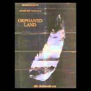 Der musikalische text ORPHANED LAND - THE STORM STILL RAGES INSIDE... von ORPHANED LAND ist auch in dem Album vorhanden The beloved's cry (2000)