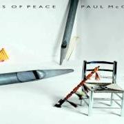 Der musikalische text AVERAGE PERSON von PAUL MCCARTNEY ist auch in dem Album vorhanden Pipes of peace (1983)