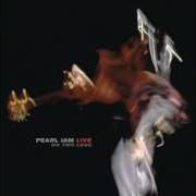 Der musikalische text BLACK von PEARL JAM ist auch in dem Album vorhanden Live on two legs (1998)