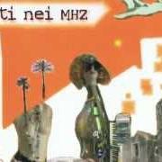 Der musikalische text SHI MIQË von SPASULATI BAND ist auch in dem Album vorhanden Pirati nel mhz (2006)