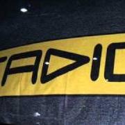 Der musikalische text CANZONI ALLA RADIO von STADIO ist auch in dem Album vorhanden Stadiomobile live (1993)