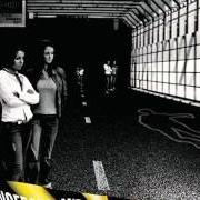 Der musikalische text INTRO von T.A.T.U. ist auch in dem Album vorhanden Dangerous and moving (2005)