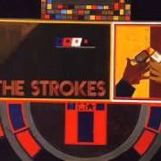 Der musikalische text BETWEEN LOVE AND HATE von THE STROKES ist auch in dem Album vorhanden Room on fire (2003)