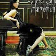 Der musikalische text C'EST LA VIE von VANESSA CARLTON ist auch in dem Album vorhanden Harmonium (2004)