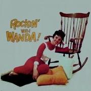 Der musikalische text YOU'VE TURNED TO A STRANGER von WANDA JACKSON ist auch in dem Album vorhanden Rockin' with wanda (1960)