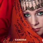 Der musikalische text SLEEPING DOGS LIE von XANDRIA ist auch in dem Album vorhanden Salomé - the seventh veil (2007)