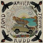 Der musikalische text ROAD TRIPPIN' von XAVIER RUDD ist auch in dem Album vorhanden Road trippin' (2023)