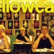 Der musikalische text OCTOBER NIGHTS von YELLOWCARD ist auch in dem Album vorhanden One for the kids (2001)