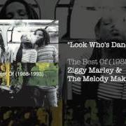 Der musikalische text ONE BRIGHT DAY von ZIGGY MARLEY ist auch in dem Album vorhanden The best of ziggy marley & the melody makers (1997)