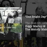 Der musikalische text ALL LOVE von ZIGGY MARLEY ist auch in dem Album vorhanden One bright day (1989)