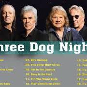 Der musikalische text DON'T MAKE PROMISES von THREE DOG NIGHT ist auch in dem Album vorhanden Golden bisquits (1971)