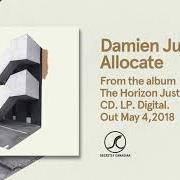 Der musikalische text PERCY FAITH von DAMIEN JURADO ist auch in dem Album vorhanden The horizon just laughed (2018)