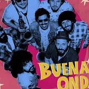 Der musikalische text KING AFRICA - TESOURO DO PIRATA (ONDA ONDA) von BALLI DI GRUPPO ist auch in dem Album vorhanden Buena onda