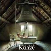 Der musikalische text DER CLOWN SCHREIT 'FEUER' von HEINZ RUDOLF KUNZE ist auch in dem Album vorhanden Stein vom herzen (2013)