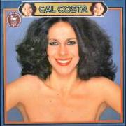 Der musikalische text FALTANDO UM PEDAÇO von GAL COSTA ist auch in dem Album vorhanden Fantasia (1981)