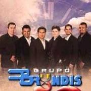 Der musikalische text LABIOS PROHIBIDOS von GRUPO BRYNDIS ist auch in dem Album vorhanden Mas alla del tiempo y la distancia (2010)