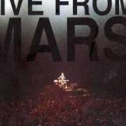 Der musikalische text BURN ONE DOWN von BEN HARPER ist auch in dem Album vorhanden Live from mars (disc 1) (2001)