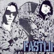 Der musikalische text PIÙ PESANTE DEL CIELO von GUE PEQUENO & INOKI ist auch in dem Album vorhanden Fastlife mixtape
