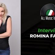 Der musikalische text TIENIMI ANCORA von ROMINA FALCONI ist auch in dem Album vorhanden Biondologia (2019)