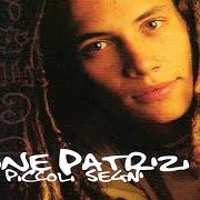 Der musikalische text LA PACE von SIMONE PATRIZI ist auch in dem Album vorhanden Piccoli segni (2004)
