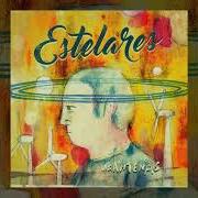 Der musikalische text LOS LAGARTOS MUEREN EN FAMILIA von ESTELARES ist auch in dem Album vorhanden Las antenas (2016)