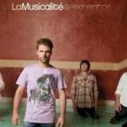 Der musikalische text 4 ELEMENTOS von LA MUSICALITÉ ist auch in dem Album vorhanden 4 elementos (2009)