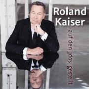 Der musikalische text FÜNFUNDZWANZIG STUNDEN von ROLAND KAISER ist auch in dem Album vorhanden Auf den kopf gestellt (2016)