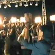 Der musikalische text THE NIGHTSHIFT von AARON TIPPIN ist auch in dem Album vorhanden People like us (2000)