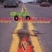 Der musikalische text V8 von NOT AVAILABLE ist auch in dem Album vorhanden V8 (2000)