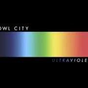 Der musikalische text UP ALL NIGHT von OWL CITY ist auch in dem Album vorhanden Ultraviolet (2014)