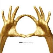 Der musikalische text DÉJÀ VU von 3OH!3 ist auch in dem Album vorhanden Streets of gold (2010)