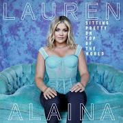 Der musikalische text SAME STORY, DIFFERENT SATURDAY NIGHT von LAUREN ALAINA ist auch in dem Album vorhanden Sitting pretty on top of the world (2021)