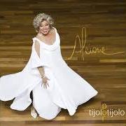 Der musikalische text O SAMBA AINDA É von ALCIONE ist auch in dem Album vorhanden Tijolo por tijolo (2020)
