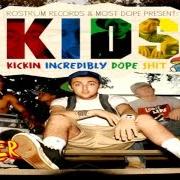 Der musikalische text GOOD EVENING von MAC MILLER ist auch in dem Album vorhanden K.I.D.S. (2010)