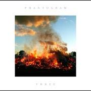 Der musikalische text FUNERAL PYRE von PHANTOGRAM ist auch in dem Album vorhanden Three (2016)