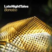 Der musikalische text ESSENCE OF SAPPHIRE von BONOBO ist auch in dem Album vorhanden Late night tales: bonobo (2013)