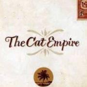 Der musikalische text SOL Y SOMBRA von THE CAT EMPIRE ist auch in dem Album vorhanden Two shoes (2005)