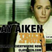 Der musikalische text CAN'T TAKE MY EYES OFF YOU von CLAY AIKEN ist auch in dem Album vorhanden Tried and true (2010)