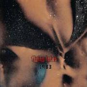 Der musikalische text 1983 (DAEDELUS'S ODD-DANCE PARTY REMIX) von FLYING LOTUS ist auch in dem Album vorhanden 1983 (2006)