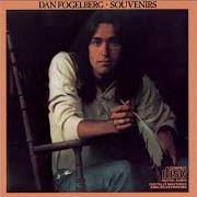 Der musikalische text THE LONG WAY von DAN FOGELBERG ist auch in dem Album vorhanden Souvenirs (1974)