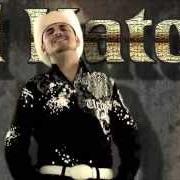 Der musikalische text 10 TIROS POR SEGUNDO von EL KOMANDER ist auch in dem Album vorhanden El katch (2009)