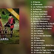 Der musikalische text ARRODILLATE von LOS PLEBES DEL RANCHO DE ARIEL CAMACHO ist auch in dem Album vorhanden El karma (2014)